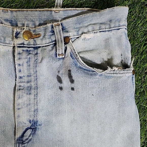 Wrangler Men's Light Blue Slim Straight Jeans - Picture 8 of 8